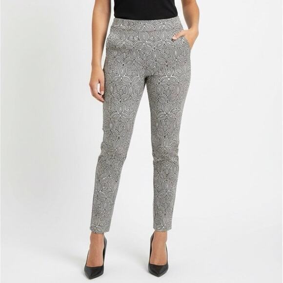 Chico’s Geometric Print Stretch Pants Womens 12R Black Tan Modern Workwear - Picture 1 of 6